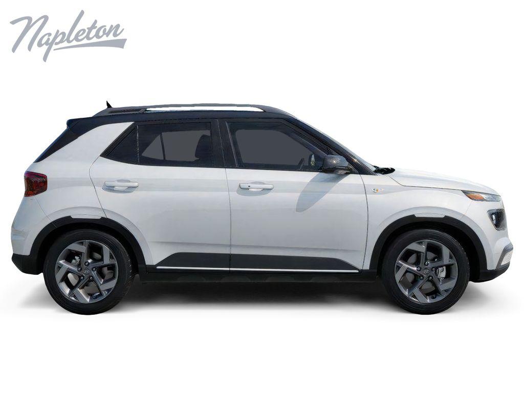 2026 Hyundai Venue SEL - Photo 9