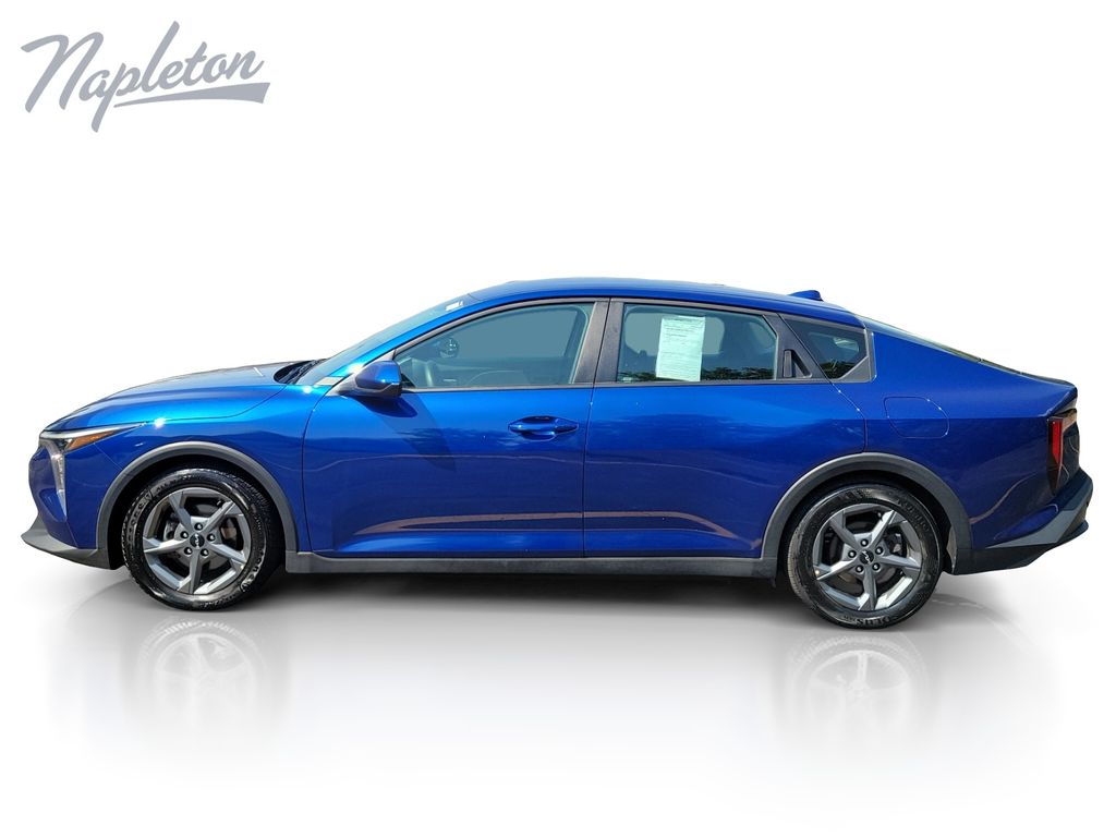 Used 2025 Kia K4 LXS with VIN 3KPFT4DE8SE039315 for sale in Calumet City, IL