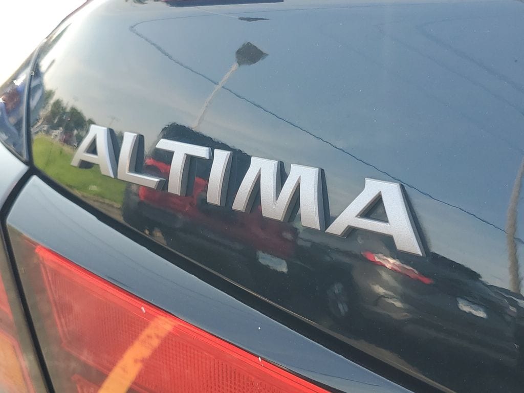 2025 Nissan Altima SV - Photo 28