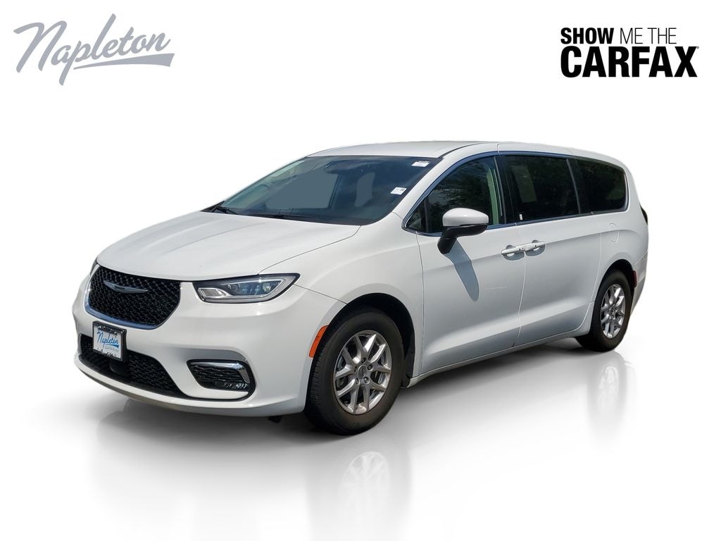 Used 2023 Chrysler Pacifica Touring L Van Passenger Van