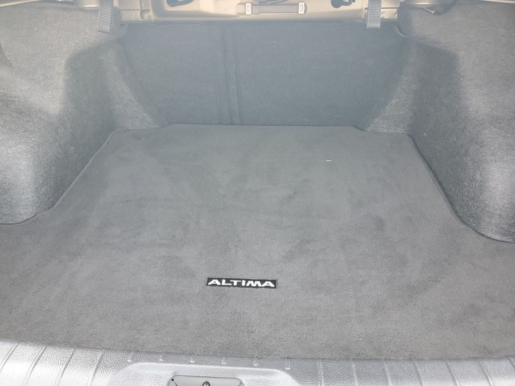 2025 Nissan Altima SV - Photo 29