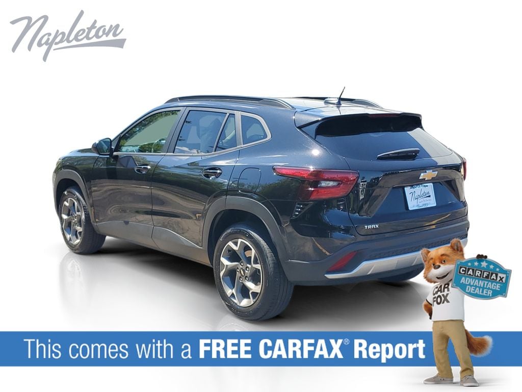 2025 Chevrolet Trax LT - Photo 3