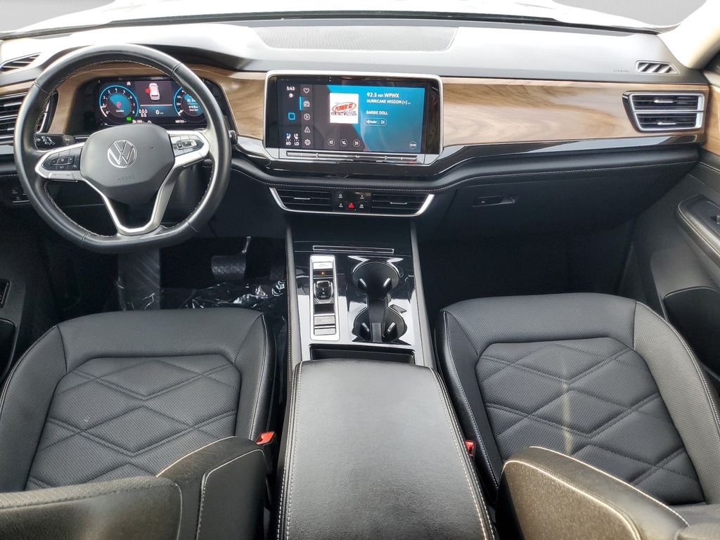 2025 Volkswagen Atlas SE w/Tech - Photo 18
