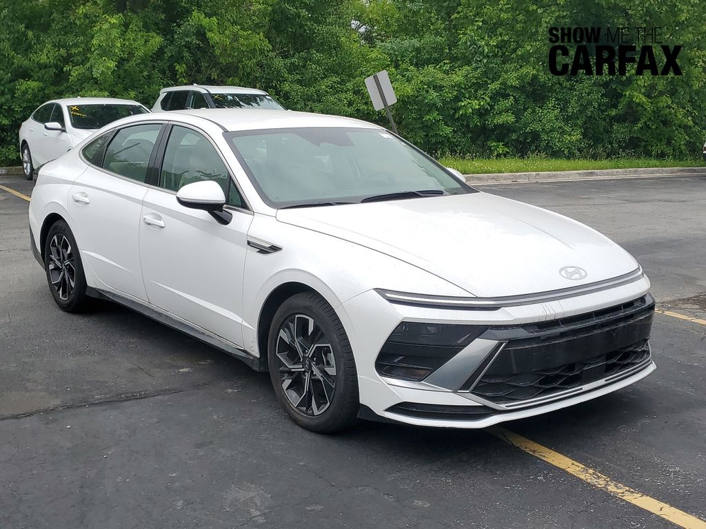 2025 Hyundai Sonata SEL's photo