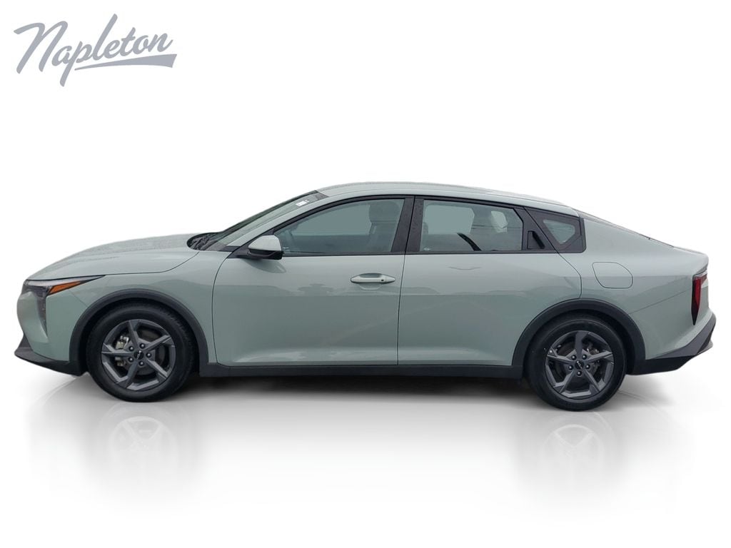 Used 2025 Kia K4 LXS with VIN 3KPFT4DE4SE104080 for sale in Calumet City, IL