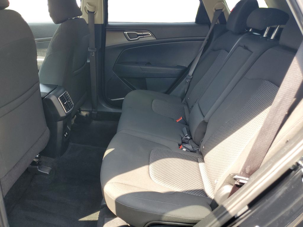 2026 Kia Sportage LX - Photo 24