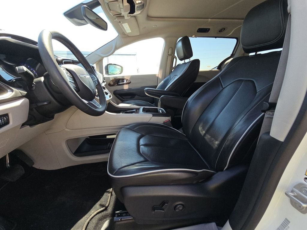 2023 Chrysler Pacifica Limited - Photo 6