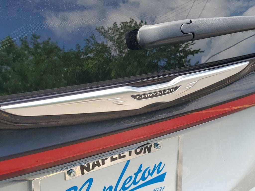 2023 Chrysler Pacifica Touring L - Photo 31