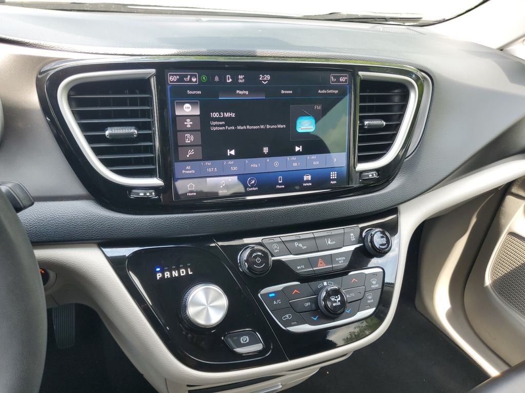 2023 Chrysler Pacifica Touring L - Photo 14