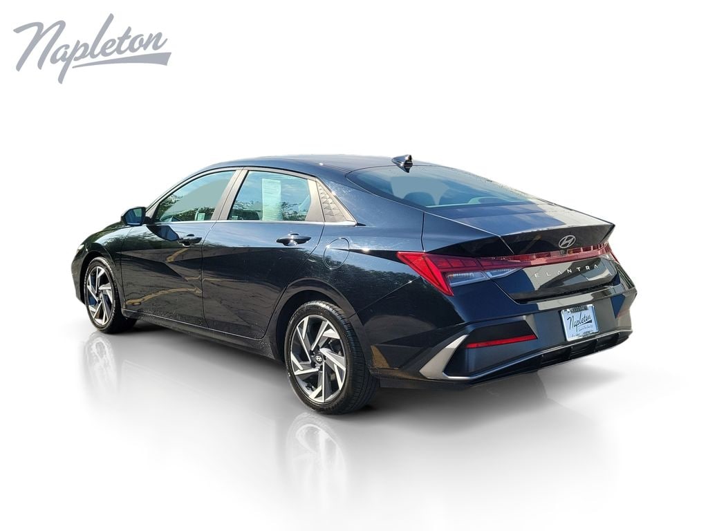 Used 2025 Hyundai Elantra SEL with VIN KMHLS4DG0SU904461 for sale in Calumet City, IL