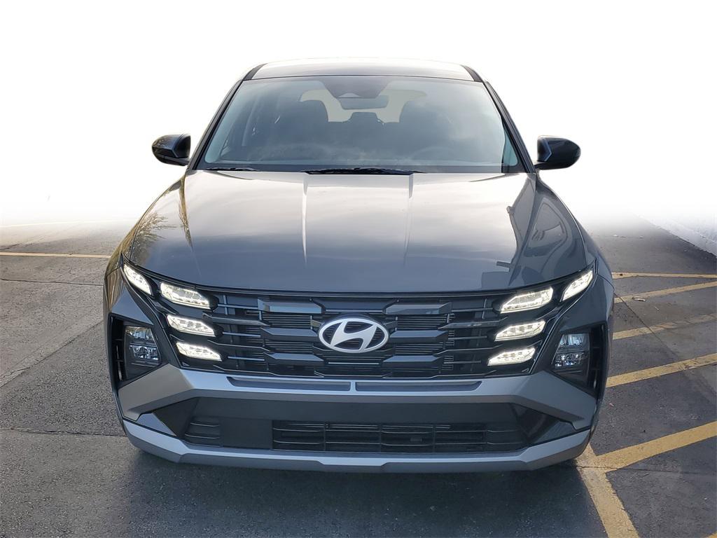 2026 Hyundai Tucson SE photo 2