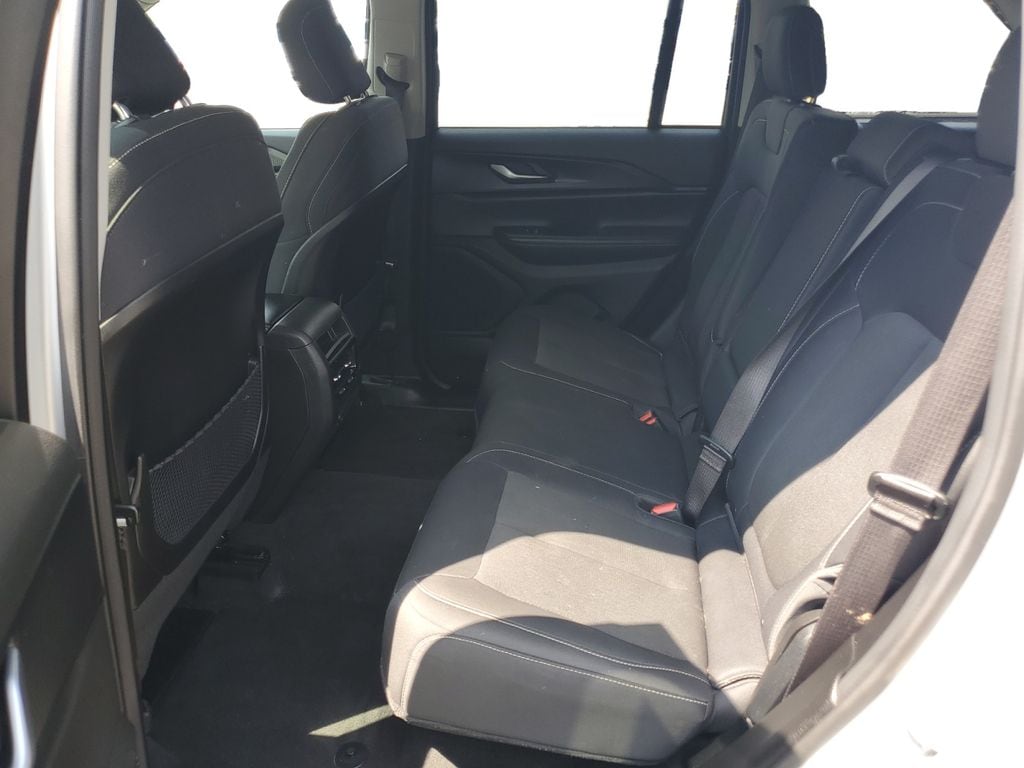 2024 Jeep Grand Cherokee Laredo - Photo 24