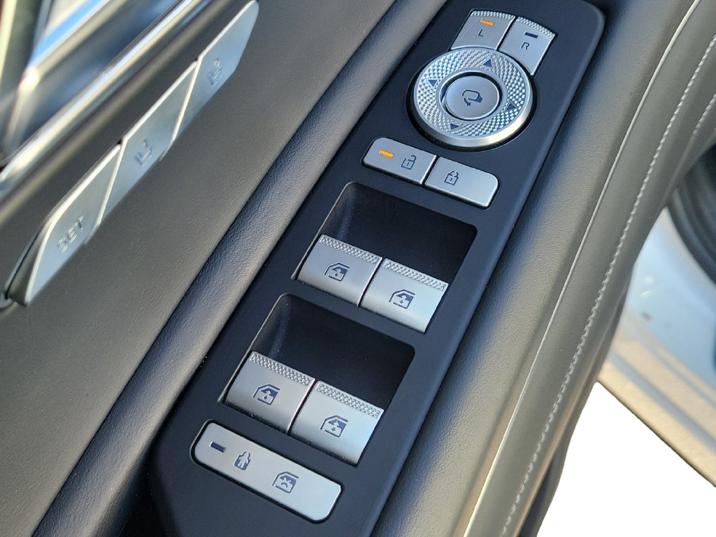 2026 GENESIS GV80 Standard - Photo 24