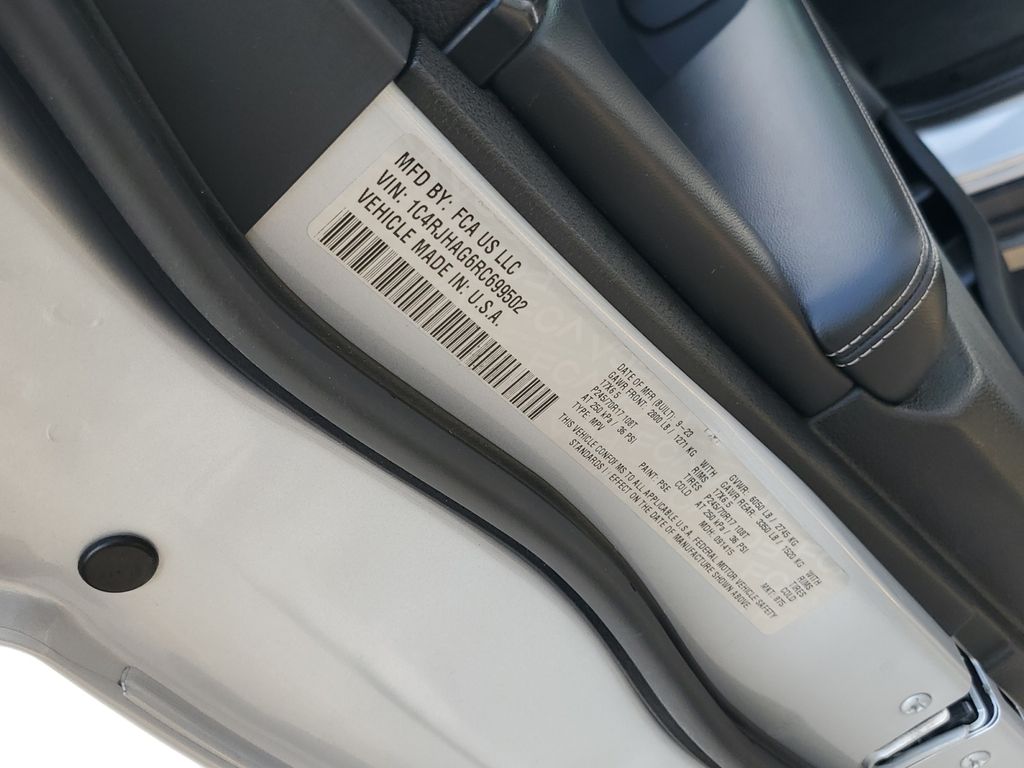 2024 Jeep Grand Cherokee Laredo - Photo 32