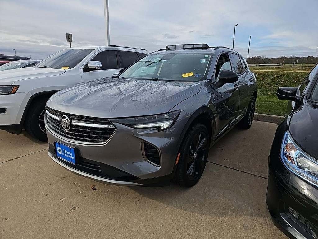 2022 Buick Envision Essence's photo