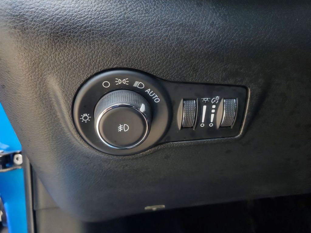 2025 Jeep Compass Limited - Photo 14