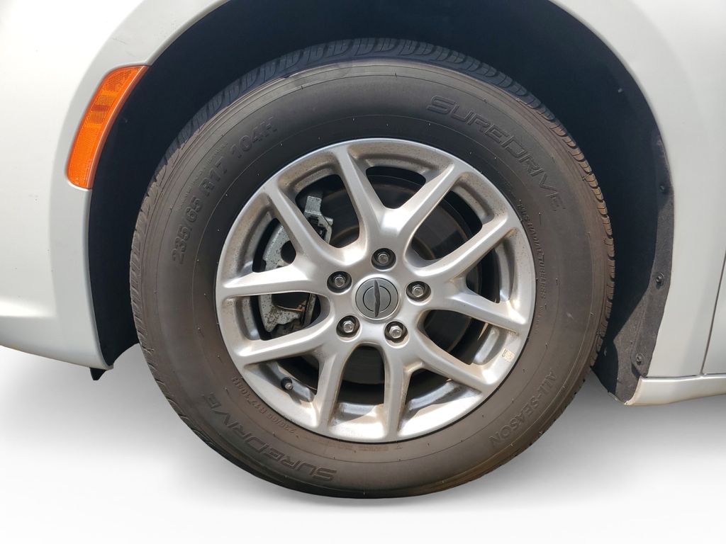 2023 Chrysler Pacifica Touring L - Photo 29