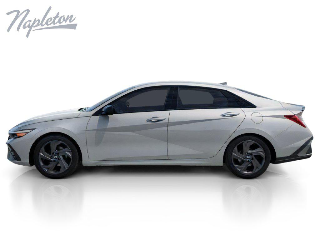 New 2026 Hyundai Elantra SEL Sport Sedan