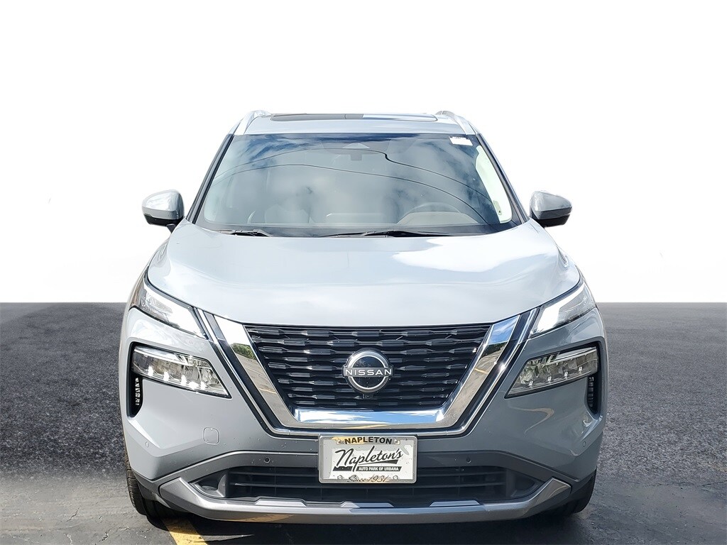 2023 Nissan Rogue SL photo 2