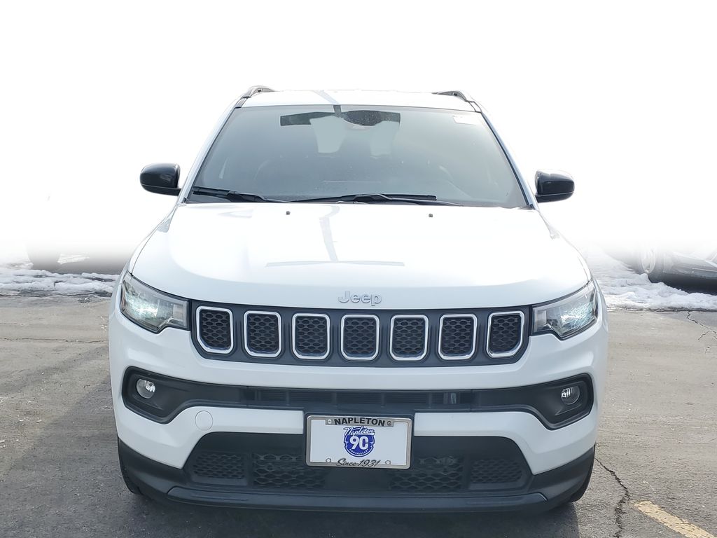 Used 2023 Jeep Compass Latitude with VIN 3C4NJDBN9PT553312 for sale in Calumet City, IL