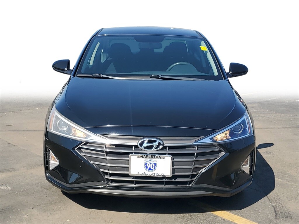 2019 Hyundai Elantra SE photo 2