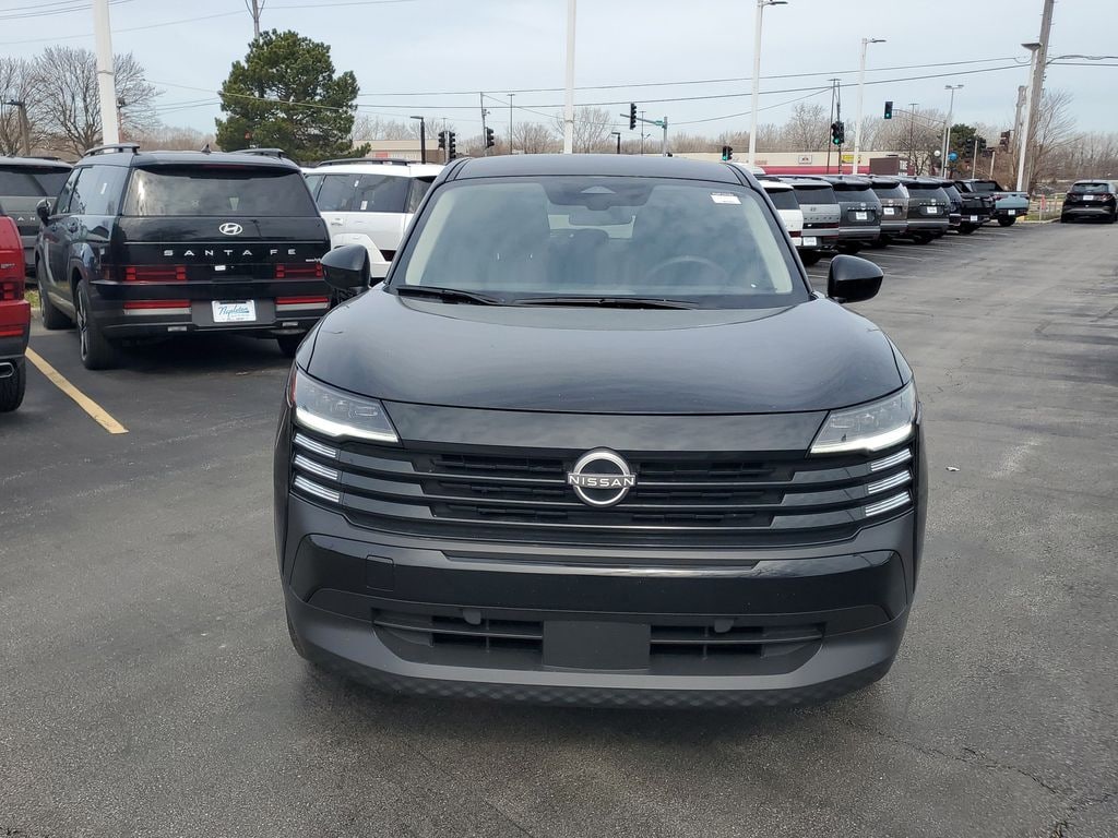 Used 2025 Nissan Kicks SV SUV