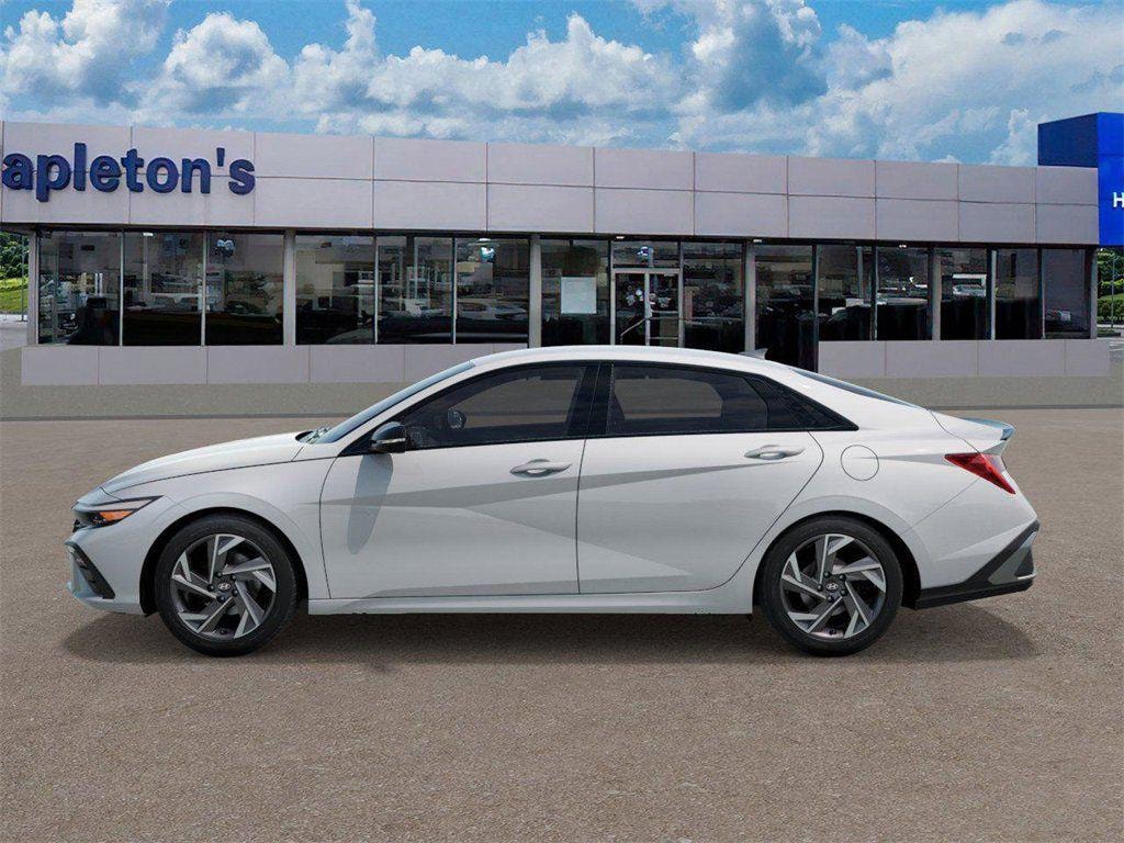 New 2025 Hyundai Elantra Hybrid SEL Sport Sedan