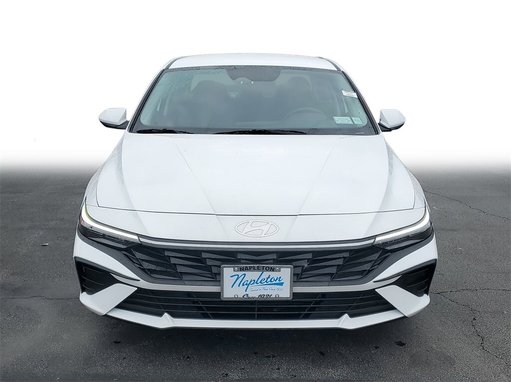 Certified 2025 Hyundai Elantra SE Sedan