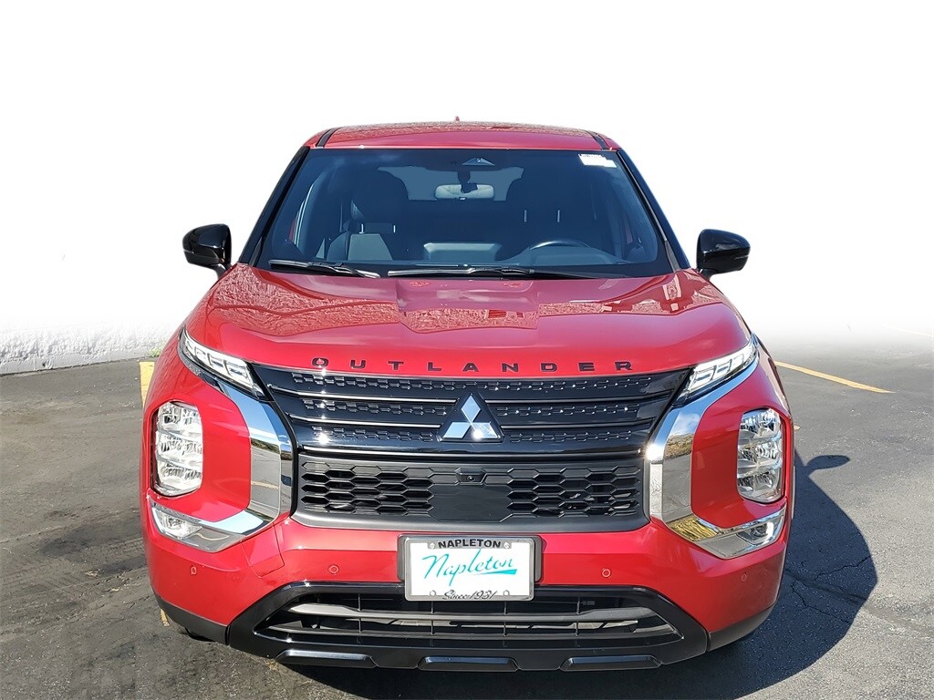 2023 Mitsubishi Outlander SE Black Edition photo 2