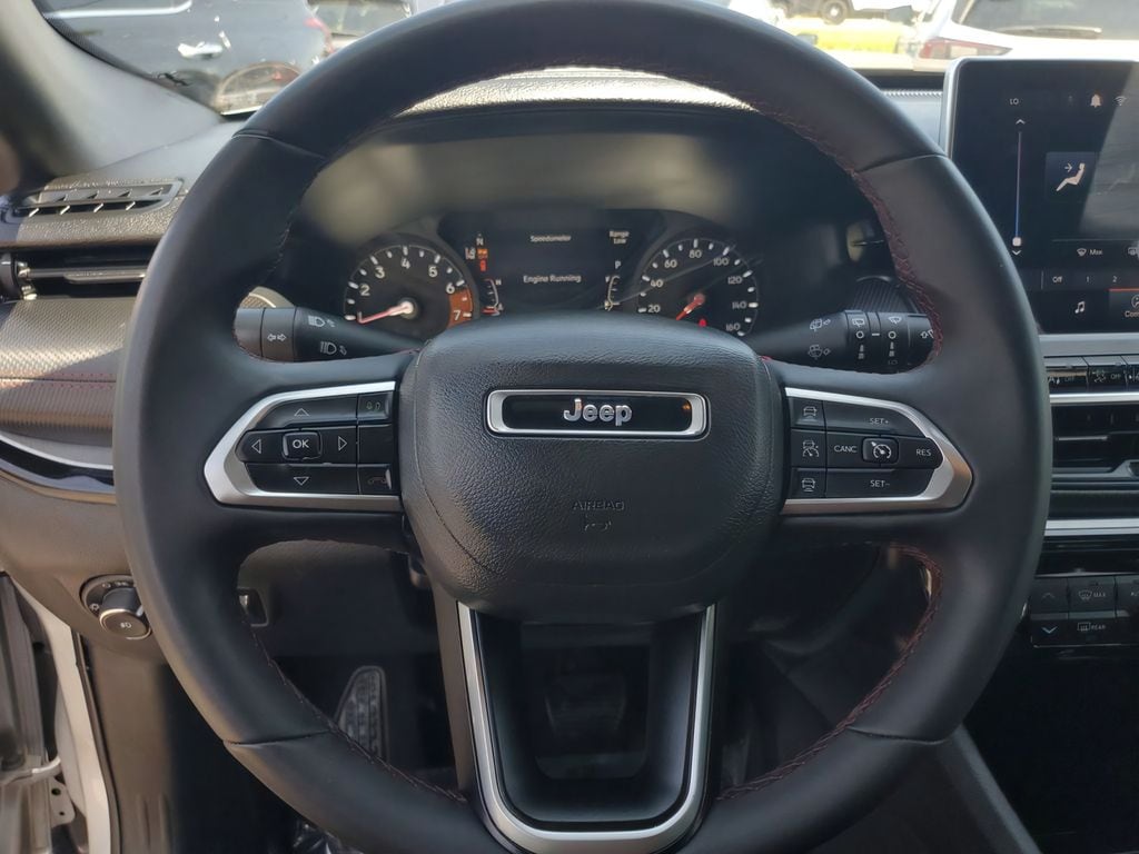 2025 Jeep Compass Trailhawk - Photo 17