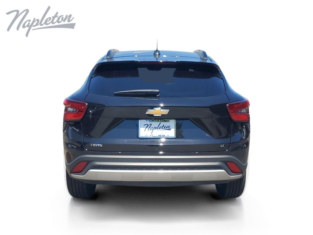 2025 Chevrolet Trax LT - Photo 4