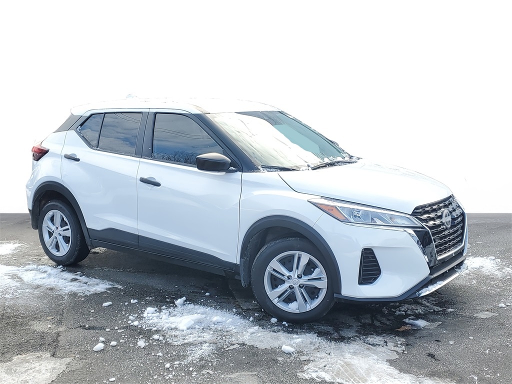 2024 Nissan Kicks S
