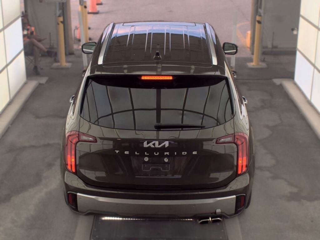 Used 2025 Kia Telluride S SUV