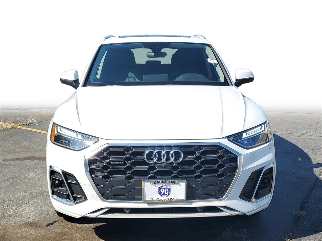 2022 Audi Q5 45 S line Premium photo 2