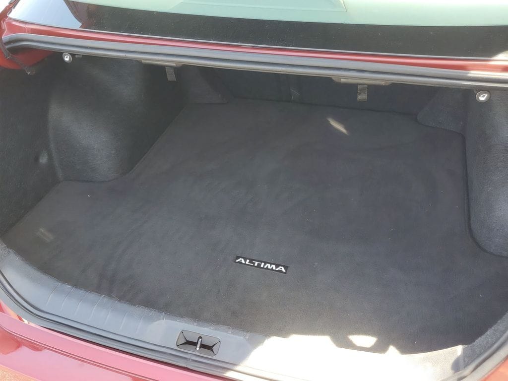 2025 Nissan Altima SV - Photo 30