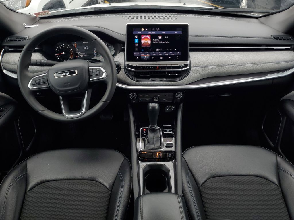 2023 Jeep Compass Latitude - Photo 17