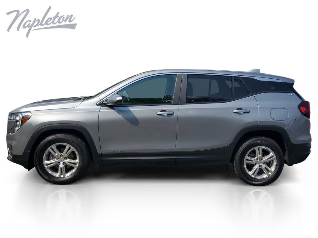 Used 2024 GMC Terrain SLE SUV