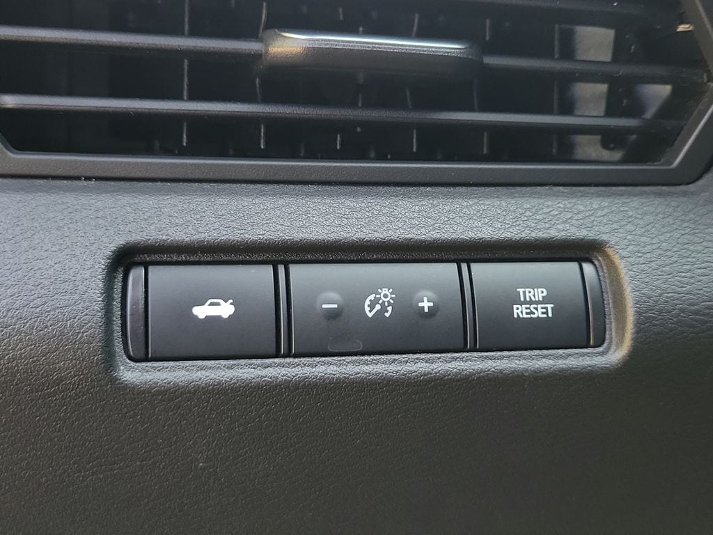 2024 Nissan Altima SV - Photo 21