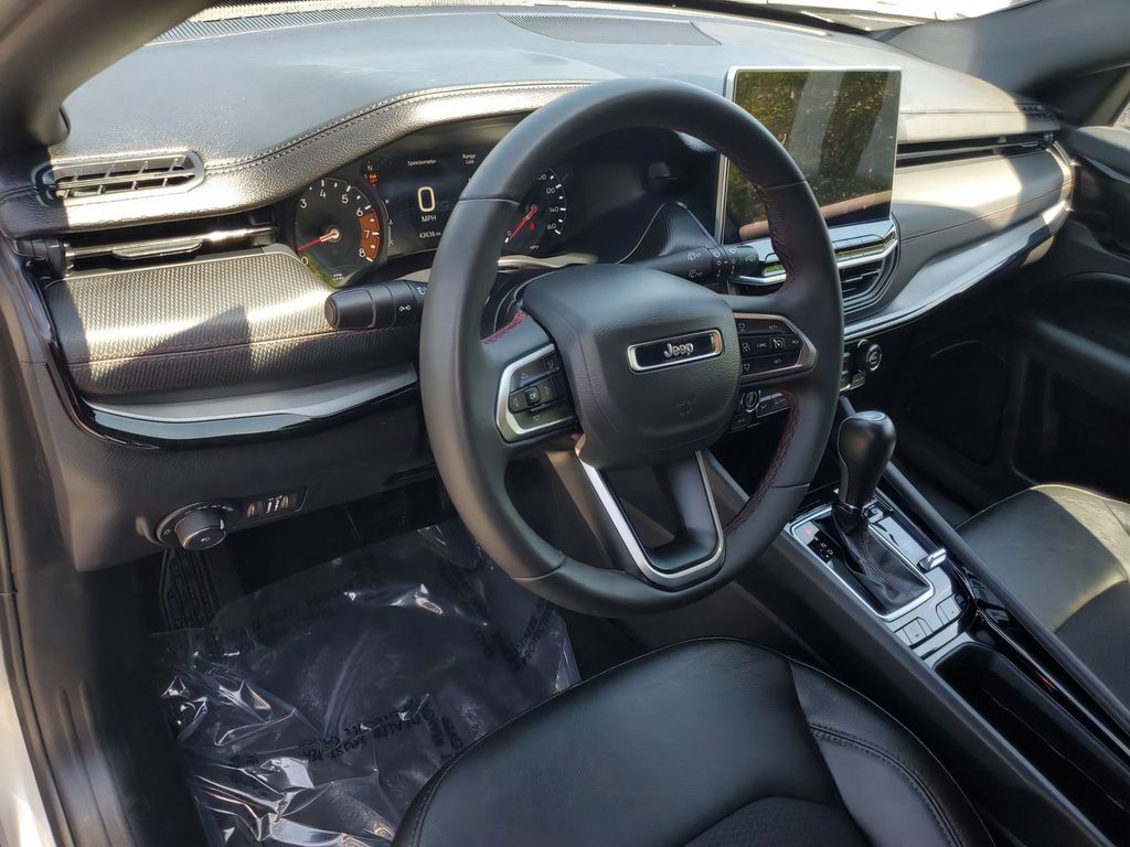 2025 Jeep Compass Trailhawk - Photo 12