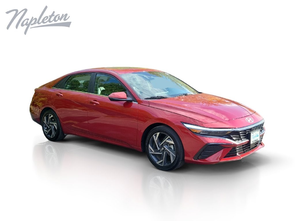2025 Hyundai Elantra Limited - Photo 8