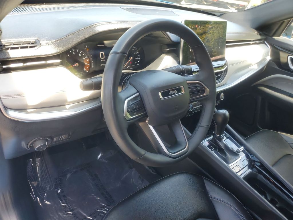 2025 Jeep Compass Limited - Photo 12