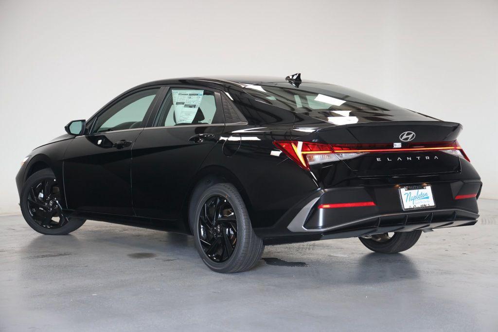 New 2026 Hyundai Elantra SEL Sport Sedan