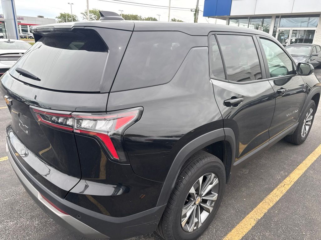 2025 Chevrolet Equinox LT - Photo 6