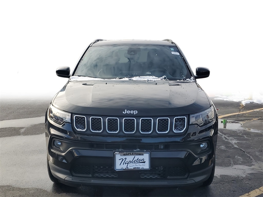 Used 2024 Jeep Compass Latitude SUV