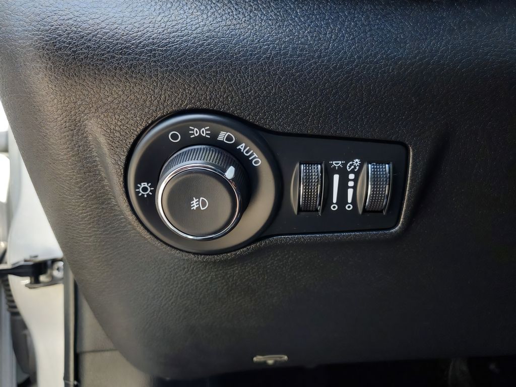 2025 Jeep Compass Trailhawk - Photo 14