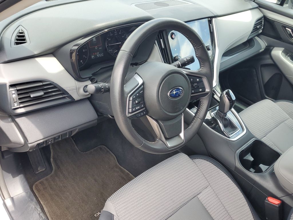 2025 Subaru Outback Premium - Photo 12