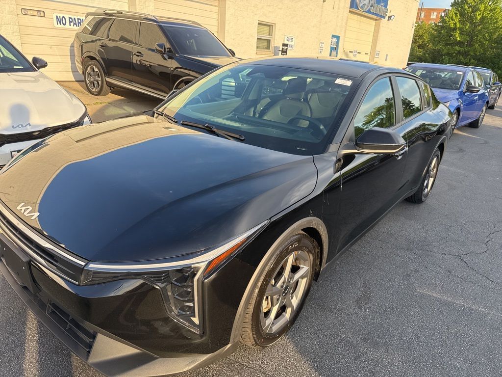 Used 2025 Kia K4 LXS with VIN 3KPFT4DE7SE099862 for sale in Calumet City, IL