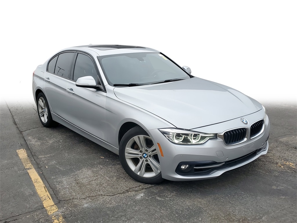2016 BMW 3 Series 328i's photo
