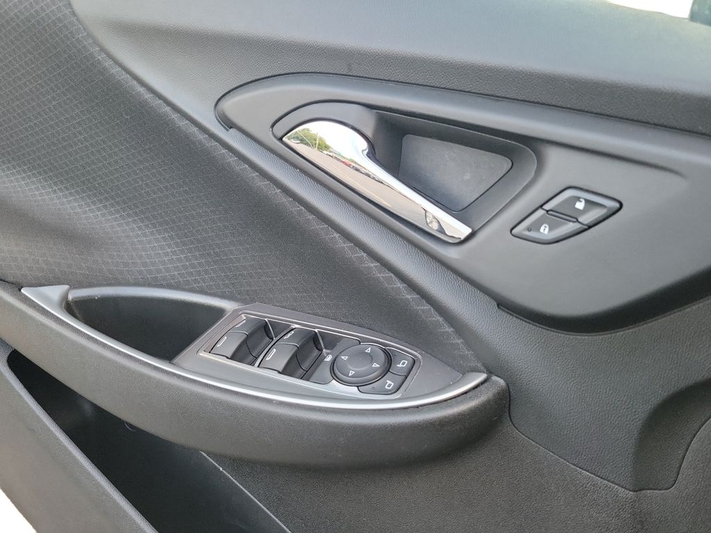 2023 Chevrolet Malibu 1LT - Photo 24