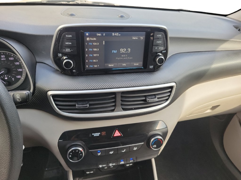 2021 Hyundai Tucson SE - Photo 14